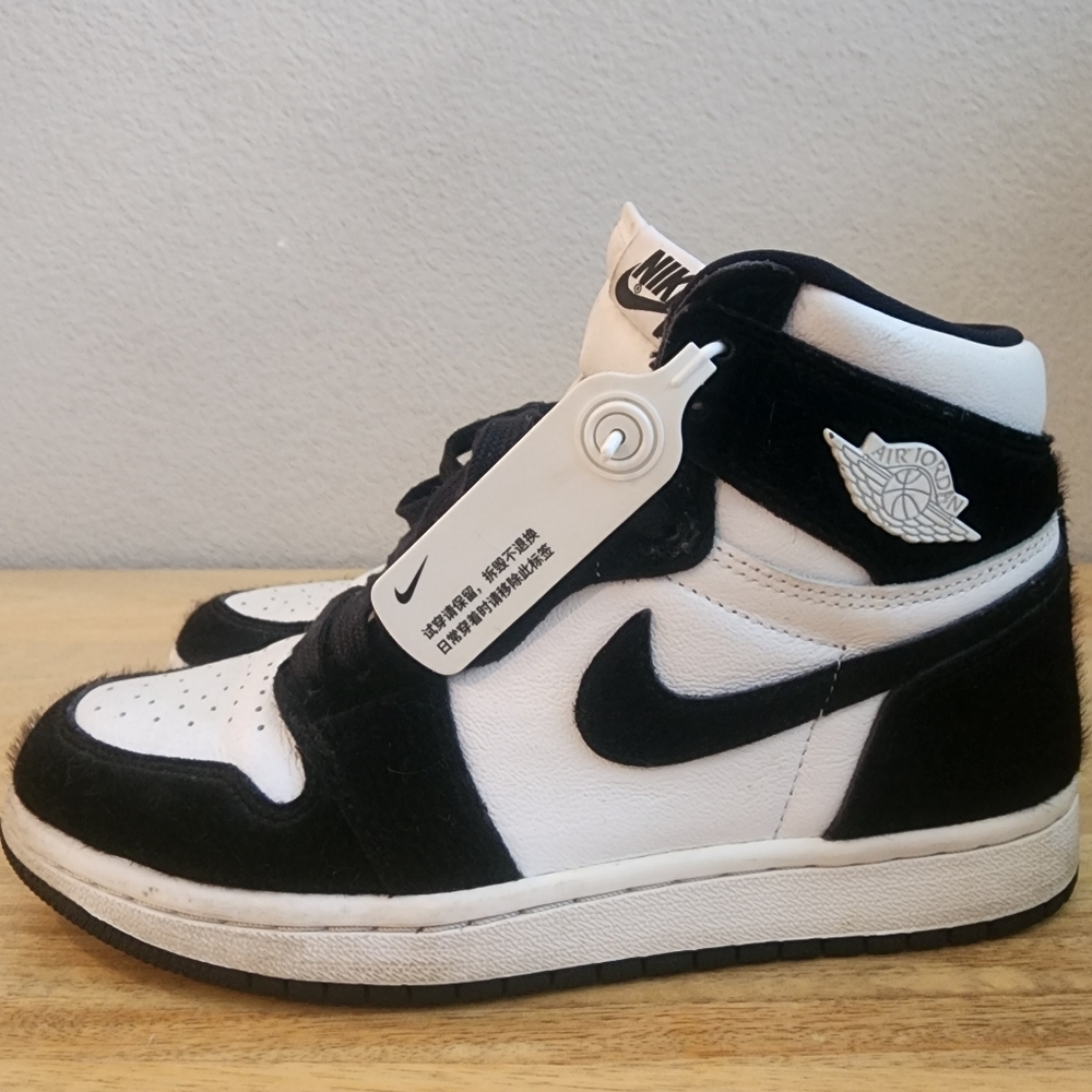 Nike Womens Air Jordan Retro 1 High Twist Shoes CD0461-007 Black White Size 6.5 - Picture 4 of 13